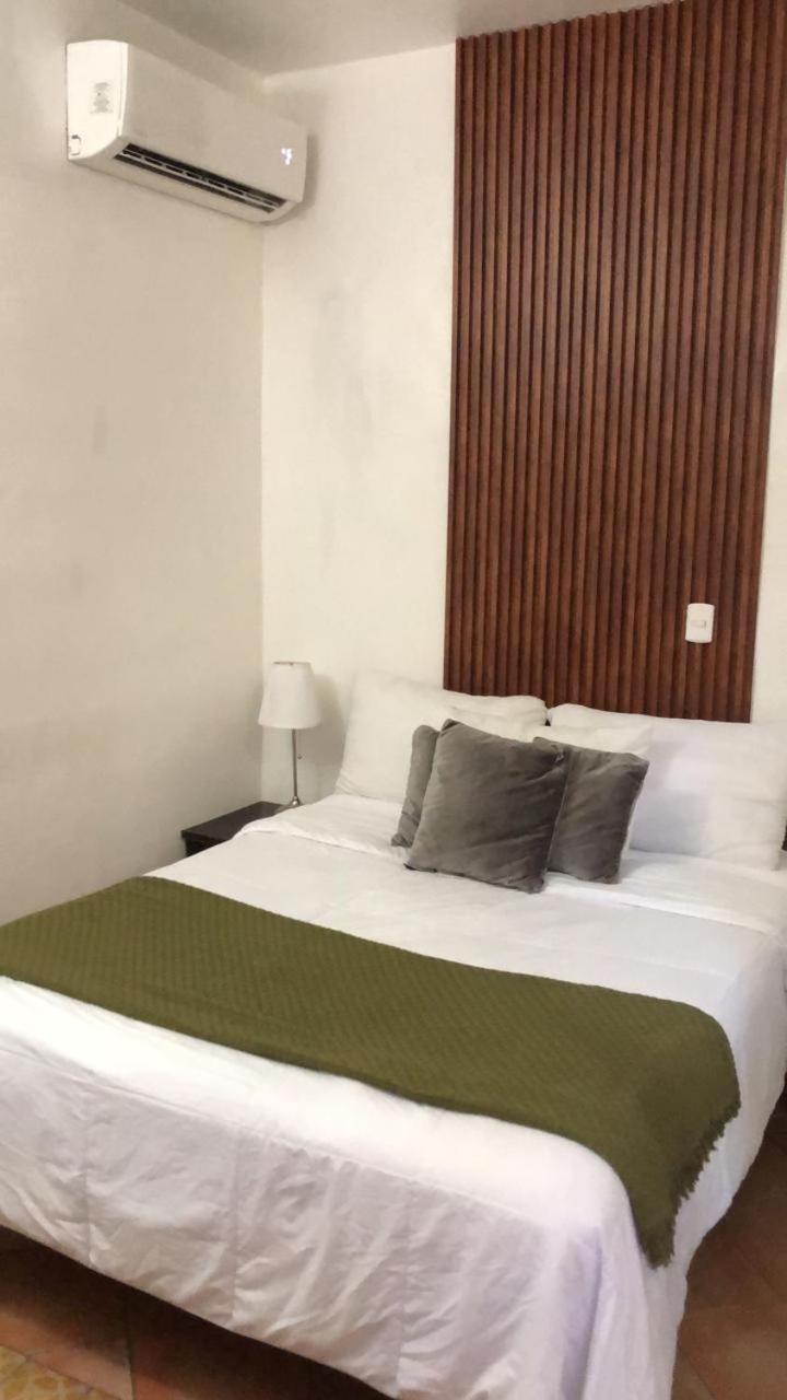 Historic Colonial Boutique Hotel Pool Jacuzzi Bar Restaurant By Aa Group Santo Domingo Exterior photo
